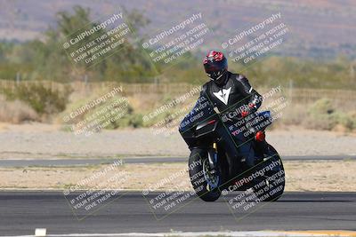 media/Nov-06-2023-Moto Forza (Mon) [[ce023d0744]]/4-Beginner Group/Session 4 (Turns 2 and 1 Exit)/